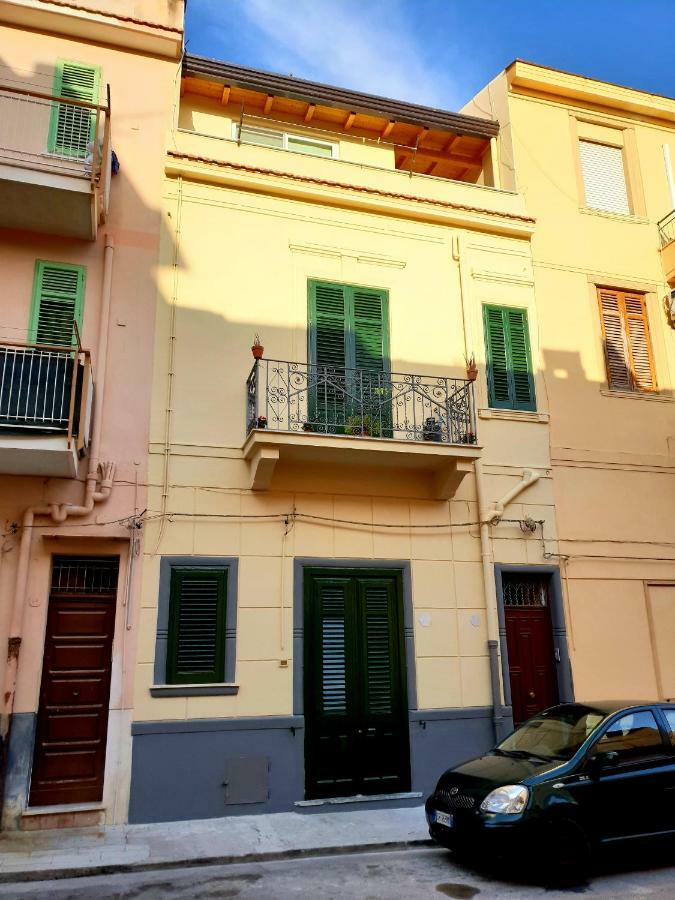 Rifinito Bilocale In Centro, Casa Verdi, 2° Piano Apartment Bagheria Bagian luar foto